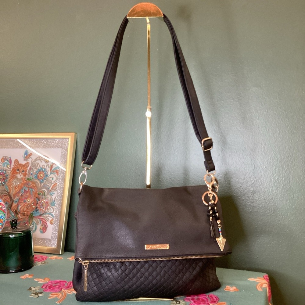 Rampage Black Leather Shoulder Bag With Gold Hardware And‎ Quilted Design